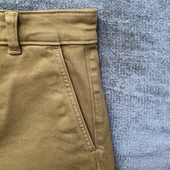 Everlane shorts - Picture 2 of 5